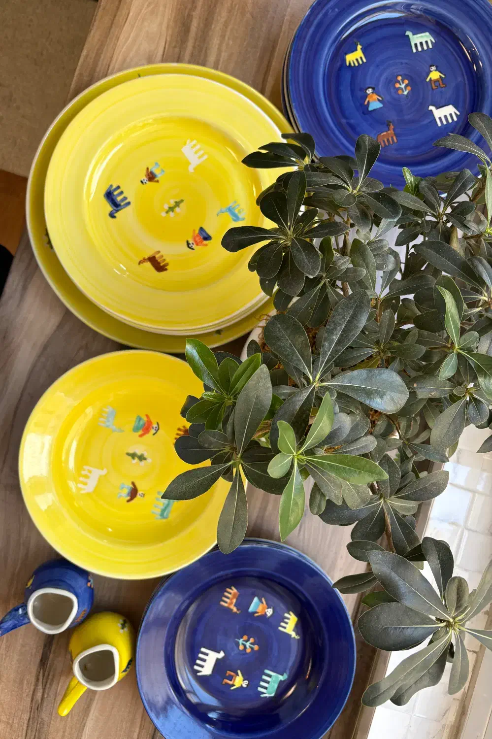 سرویس سرامیکی غذا خوری ۶ نفره|ظروف سرو و پذیرایی|تهران, آشتیانی|دیوار