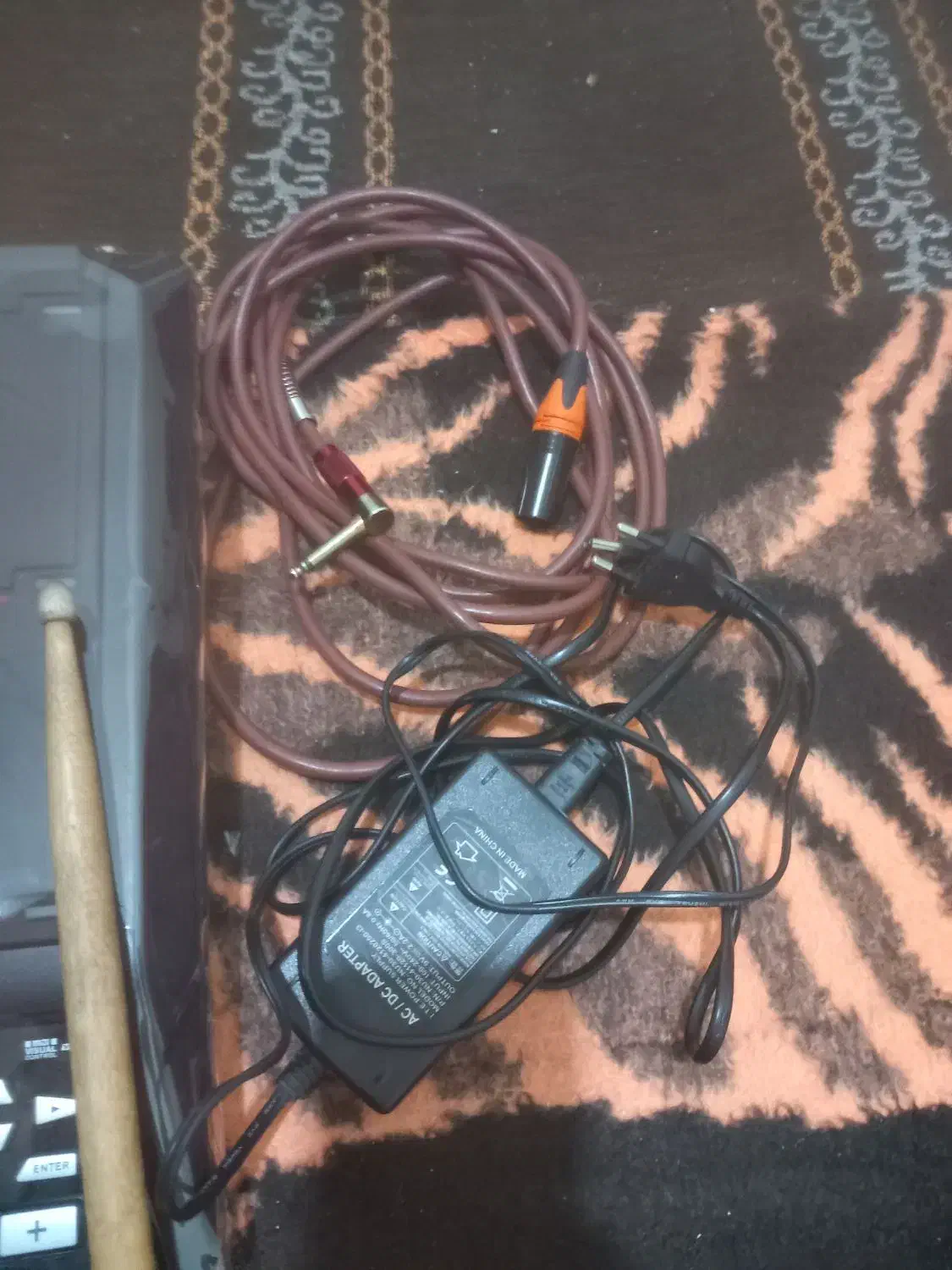 پرکاشن|درام و پرکاشن|اهواز, شریعتی جنوبی|دیوار