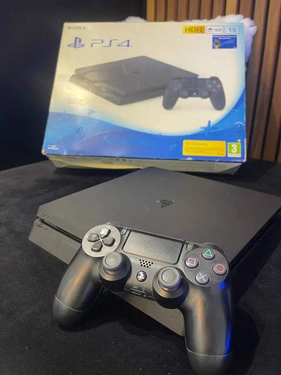 Ps4 slim یک ترا بایت+دسته اصلی|کنسول، بازی ویدئویی و آنلاین|محمودآباد, |دیوار