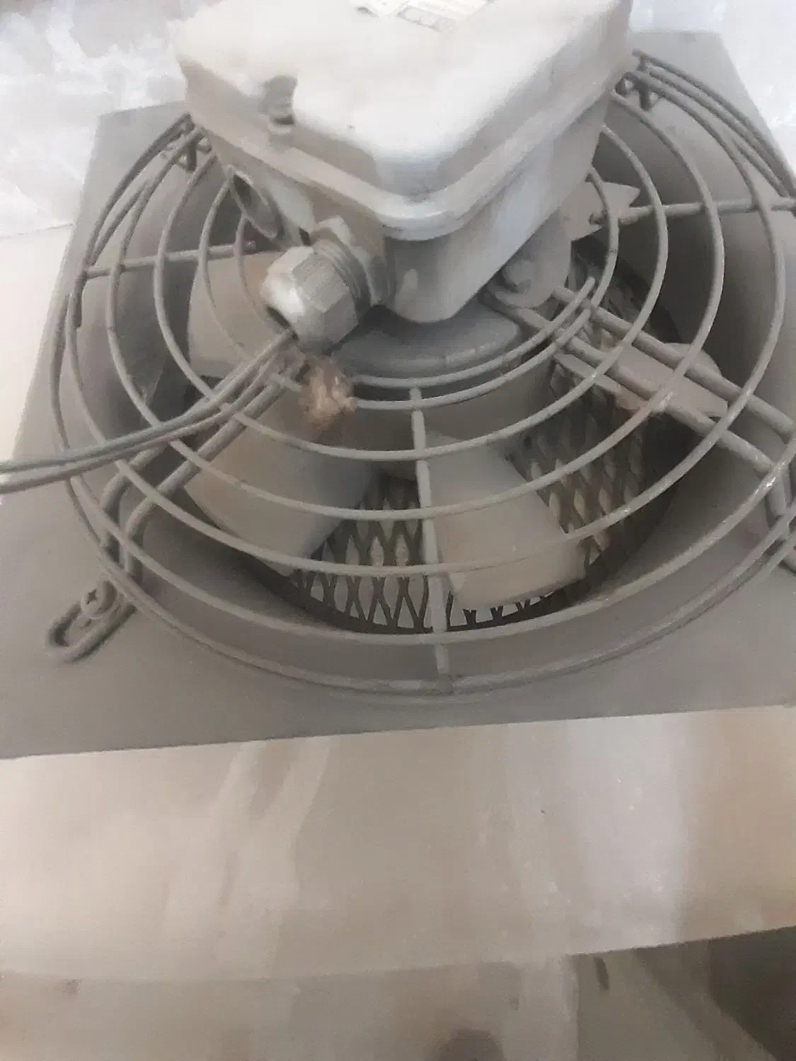 هواکش سالم|پنکه و تصفیه‌کنندهٔ هوا|برخوار, |دیوار