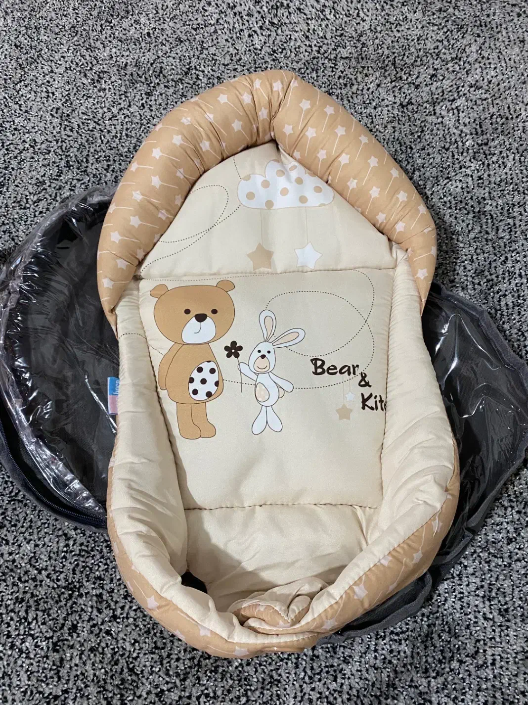 آغوشی نوزاد برند رزبزن|اسباب و اثاث بچه|همدان, |دیوار