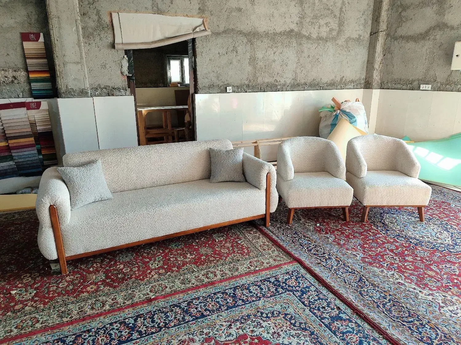 تولیدی مبلمان تتیس|مبلمان خانگی و میز عسلی|آق قلا, |دیوار