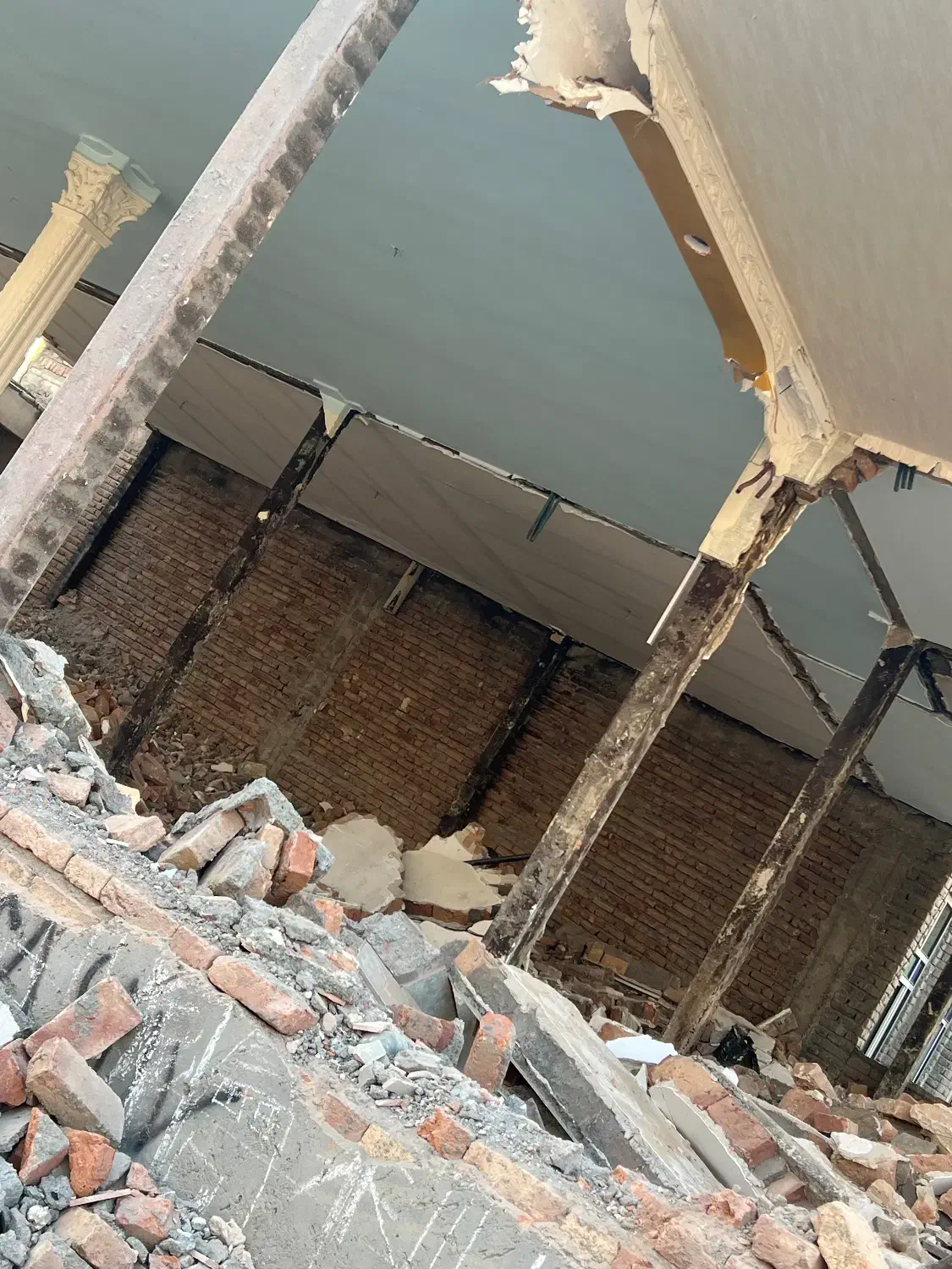 قوطی و تیراهن ۱۶و۱۴و۱۲خانه تخریب شده|مصالح و تجهیزات ساختمان|پارسآباد, |دیوار