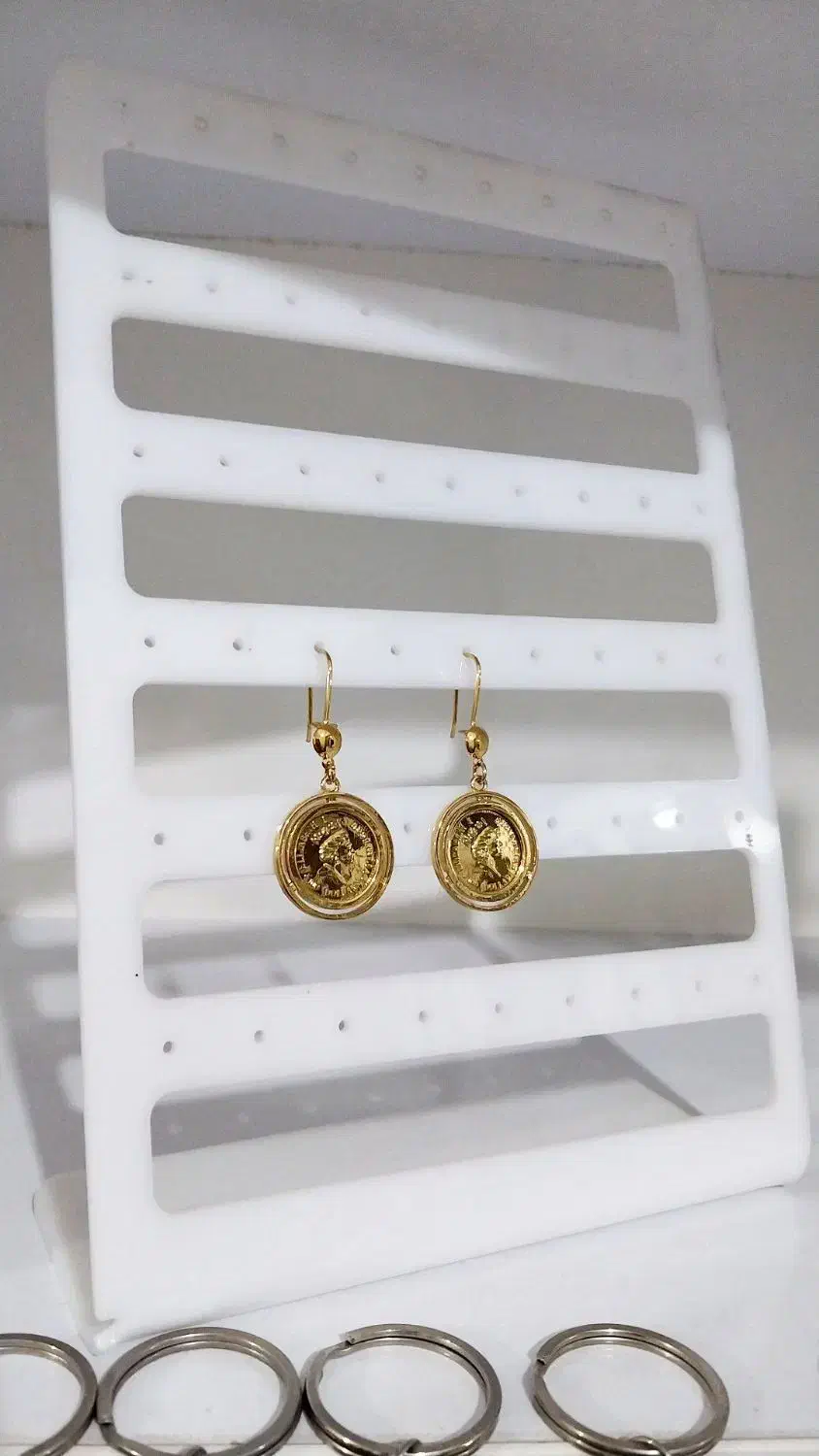 مانکن|بدلیجات|کلاله, |دیوار