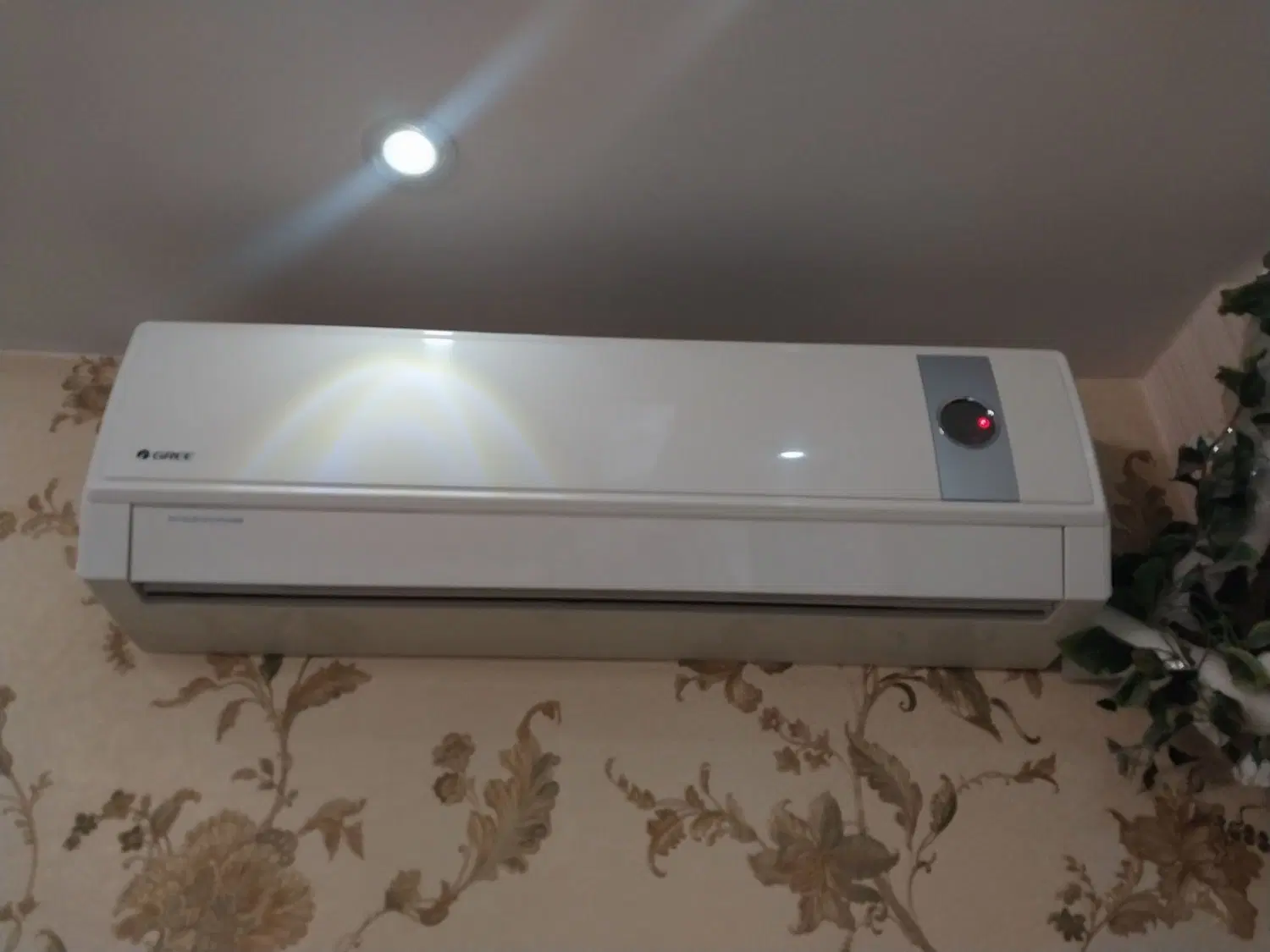 کولر GREE 18000|کولر گازی و فنکوئل|میانه, |دیوار
