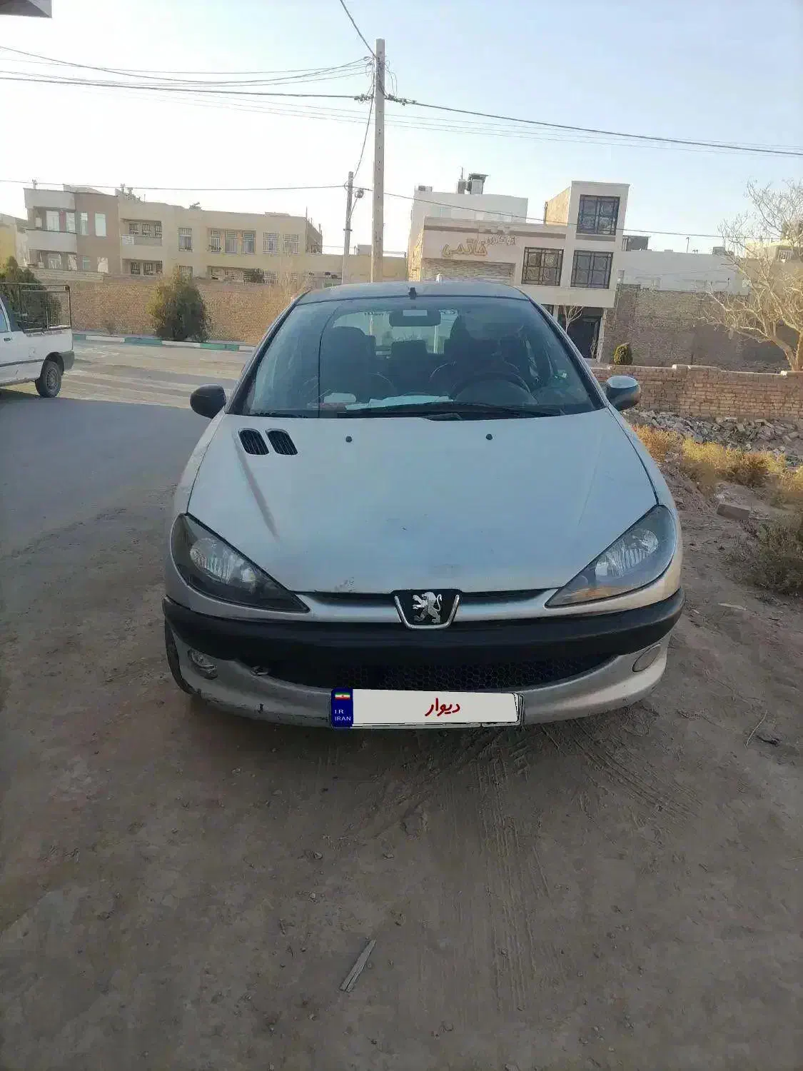 206 مدل 83، موتور 1404|خودرو سواری و وانت|یزد, |دیوار