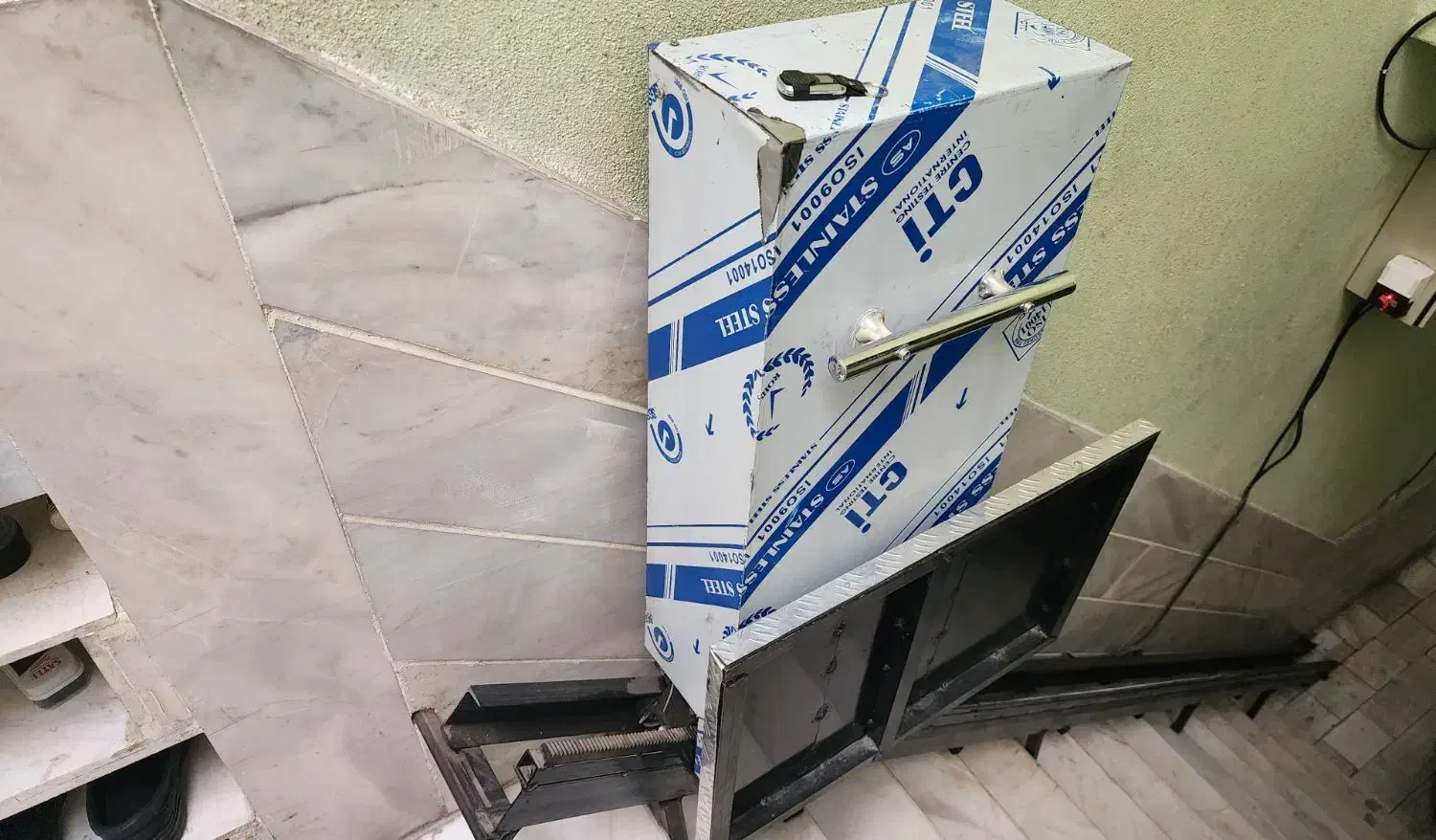 پله پیما (بالابر) خانگی|ماشین‌آلات صنعتی|تهران, تولید دارو|دیوار