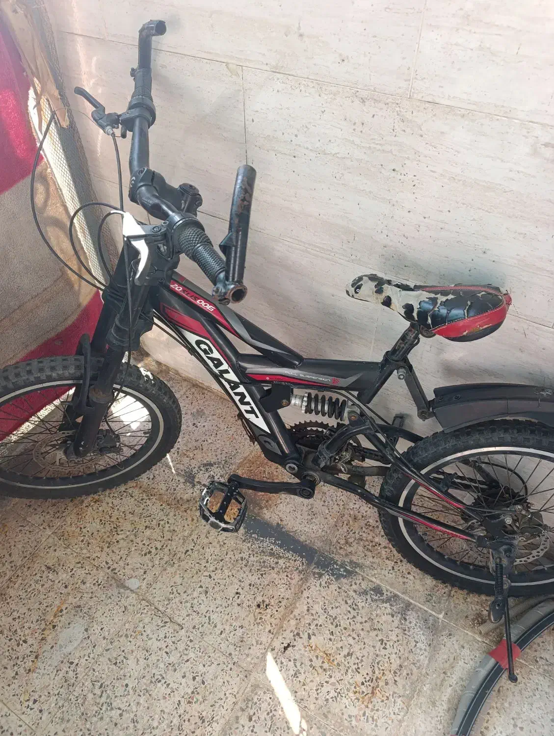 دوچرخه شماره 20 بزرگ|دوچرخه، اسکیت، اسکوتر|مسجد سلیمان, |دیوار