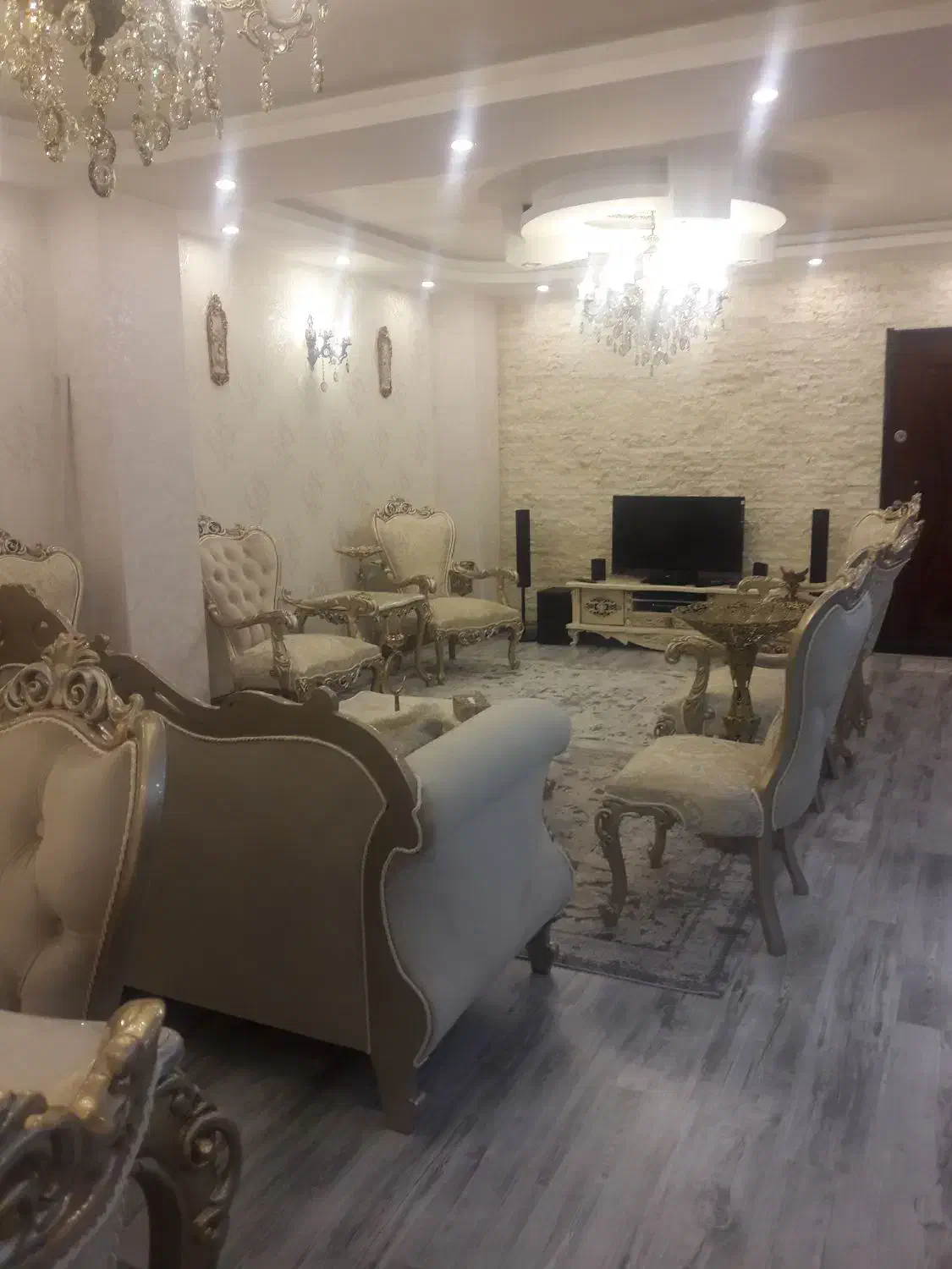 آپارتمان 125متری  سه خوابه بر اصلی خیابان دانشجو|فروش آپارتمان|رشت, حمیدیان|دیوار