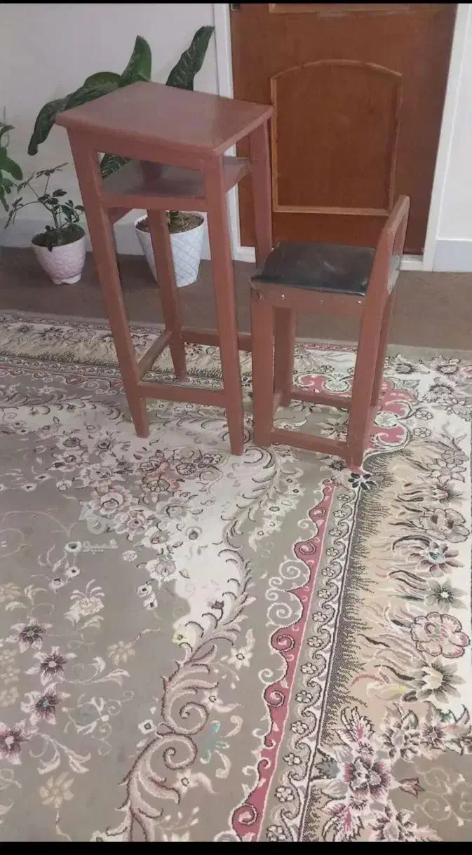 میز صندلی و صندلی خوش قیمت|صندلی و نیمکت|دهاقان, |دیوار