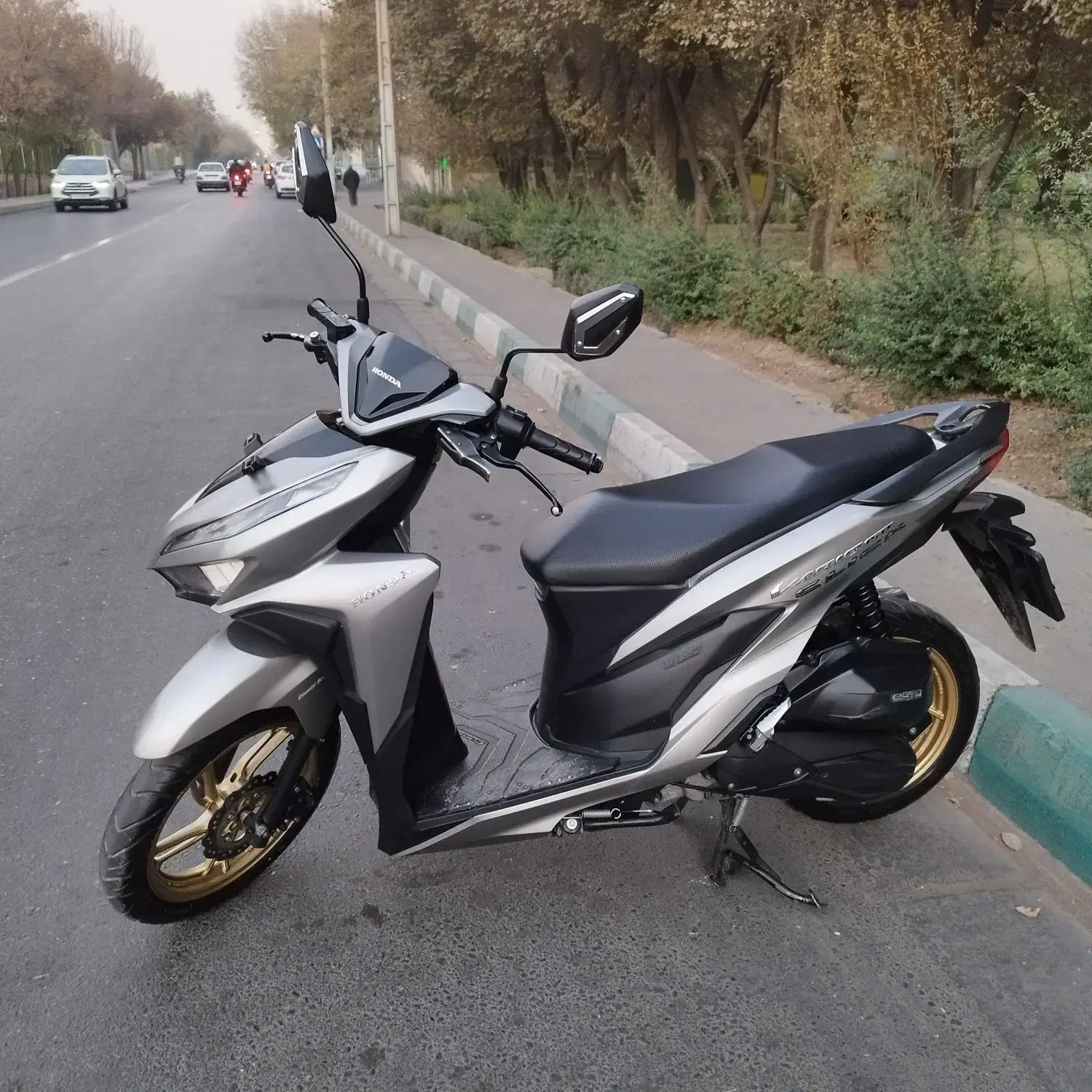 کیلیک واریو۱۵۰|موتورسیکلت|تهران, نازیآباد|دیوار