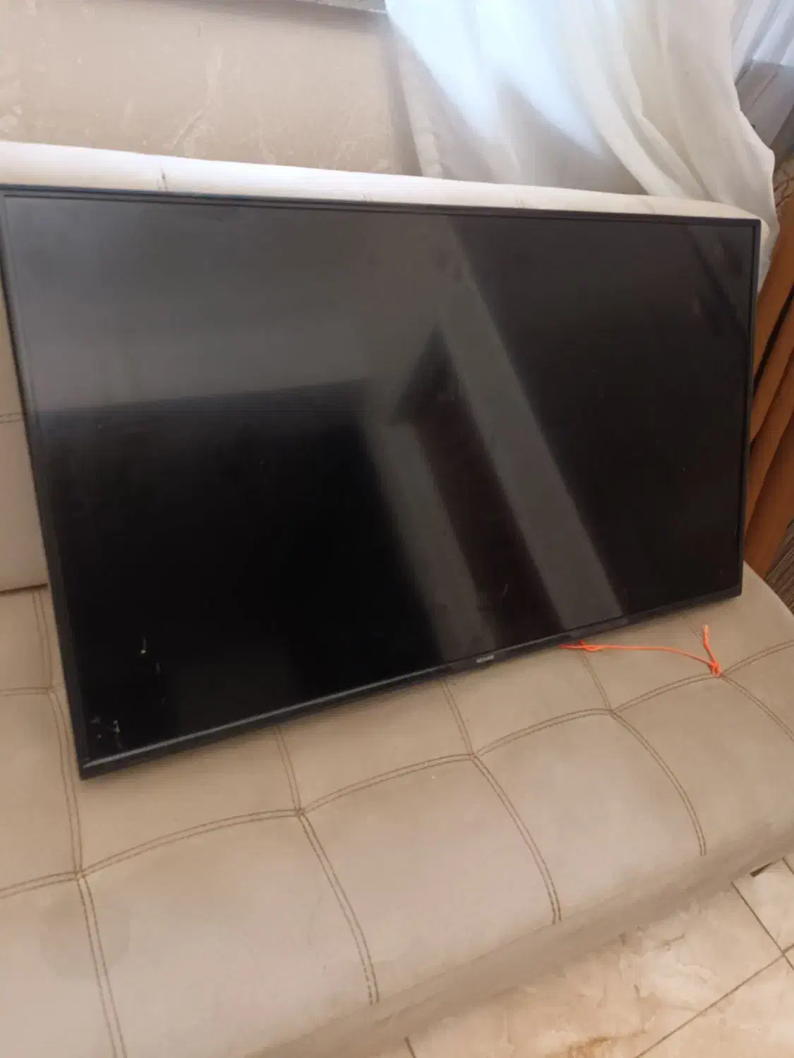 تلویزیون|تلویزیون و پروژکتور|رشت, امین الضرب|دیوار