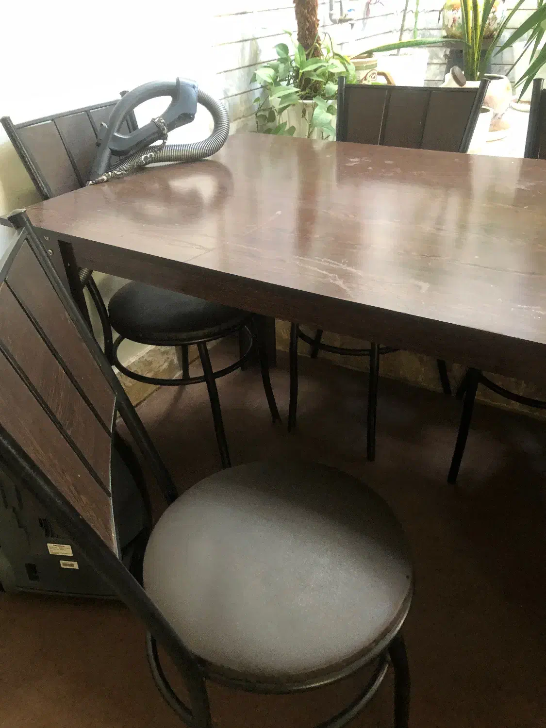 میز و صندلی|میز و صندلی غذاخوری|شیراز, بریجستون|دیوار