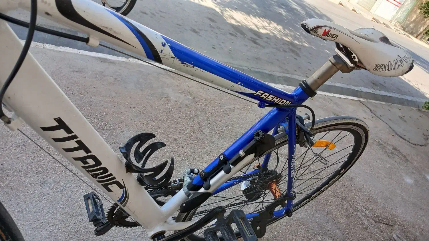 دوچرخه کورسی.تمیز و سالم آلمینیوم|دوچرخه، اسکیت، اسکوتر|بیرجند, |دیوار