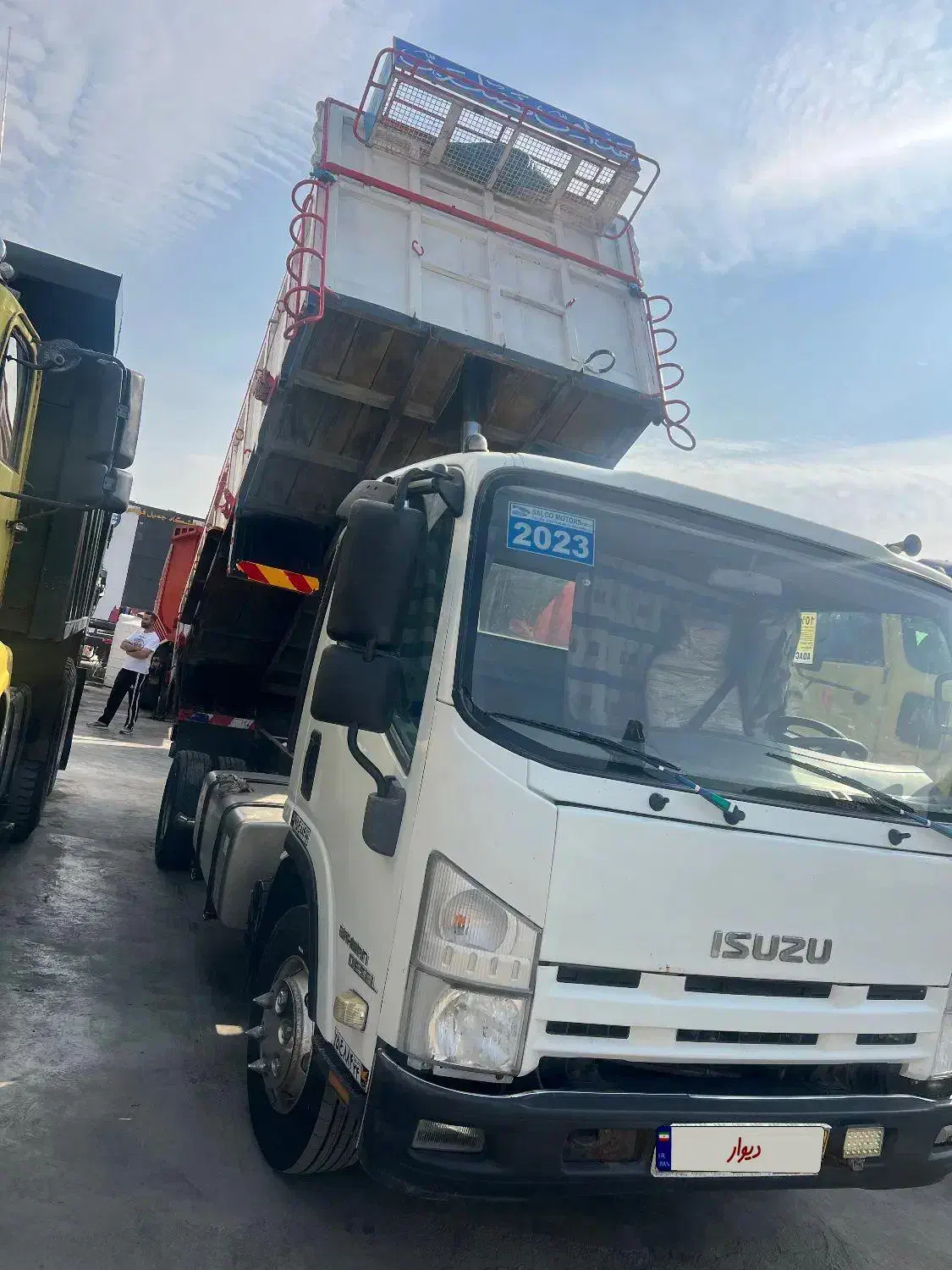 ایسیزو جحشه ششتن|خودرو سنگین|اهواز, سلیم آباد(سه راه خرمشهر)|دیوار