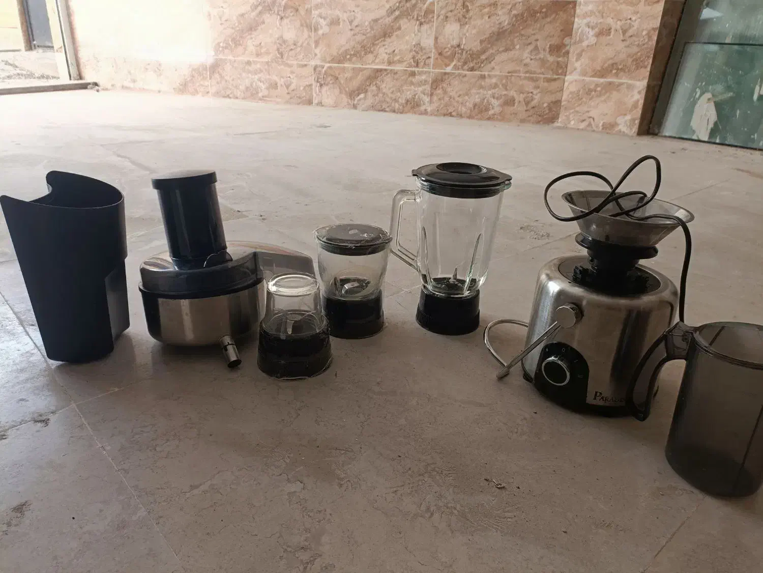 آبمیوه گیر|آبمیوهگیر و آبمرکباتگیر|اردبیل, |دیوار