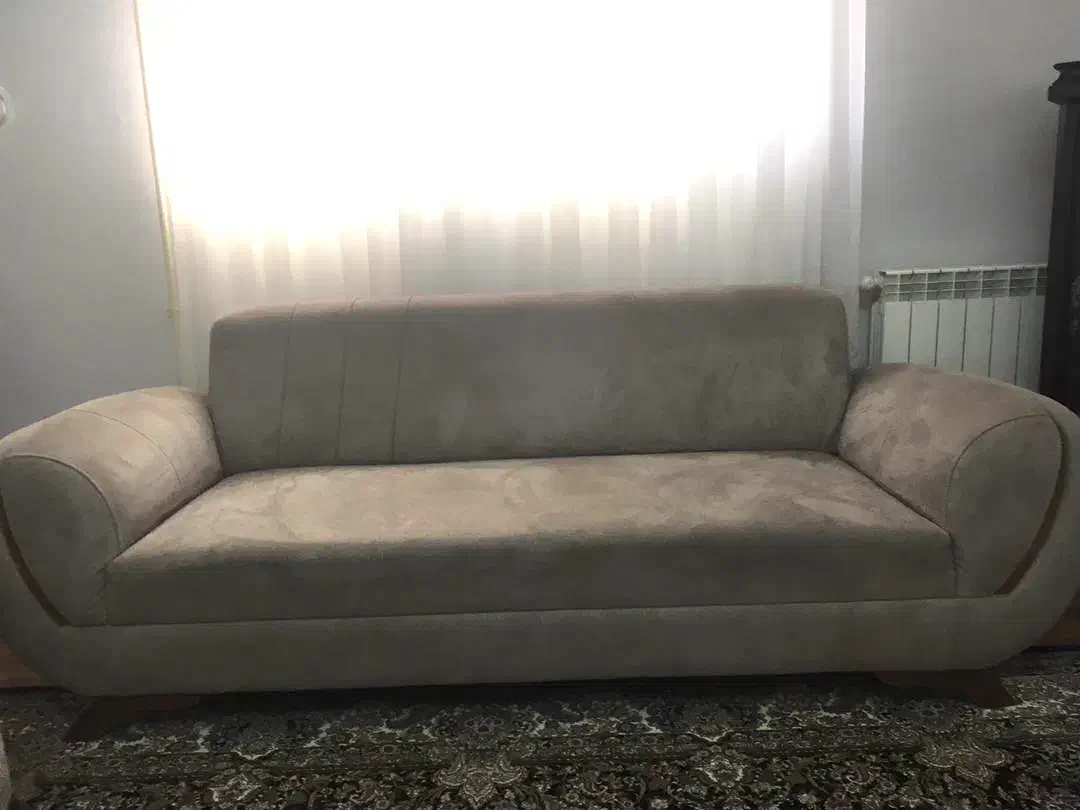 مبل راحتی سالم|مبلمان خانگی و میز عسلی|رشت, انصاری|دیوار