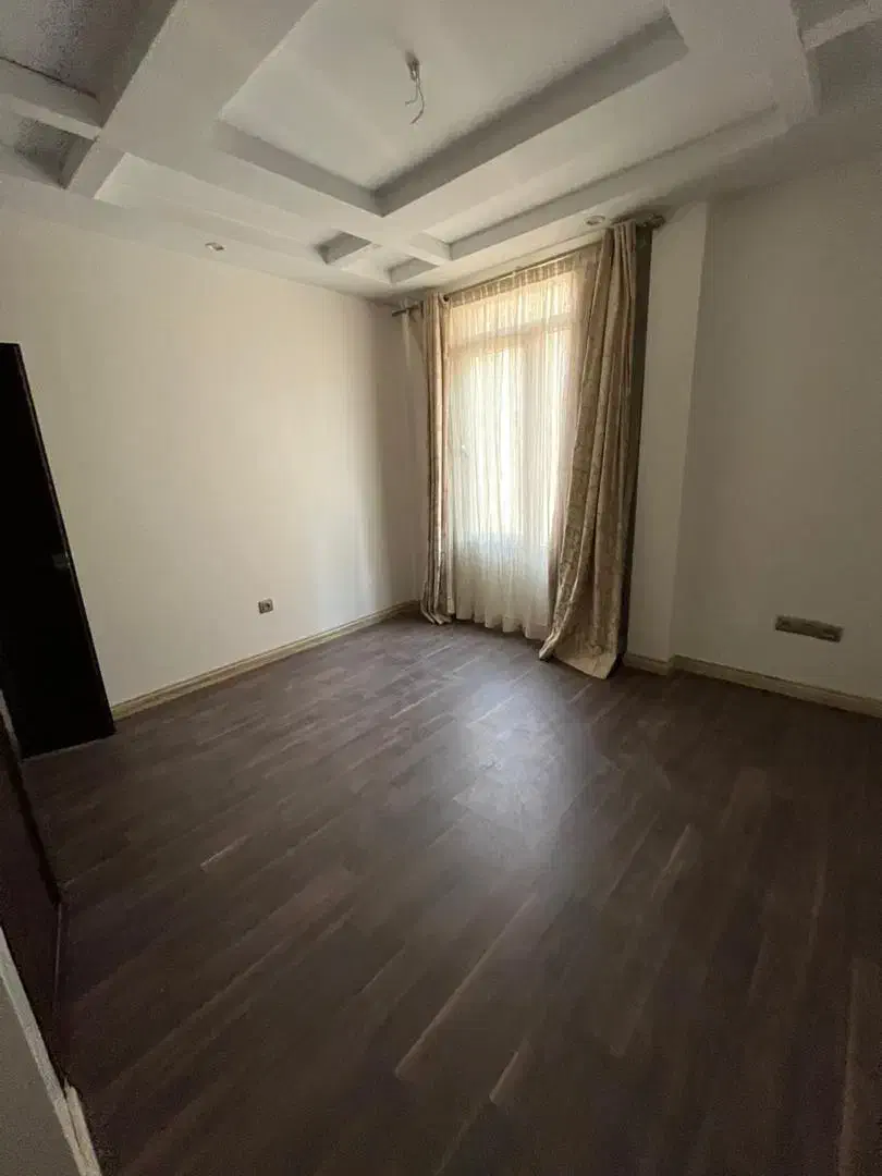 اجاره ۱۳۰متر خوش موقعیت