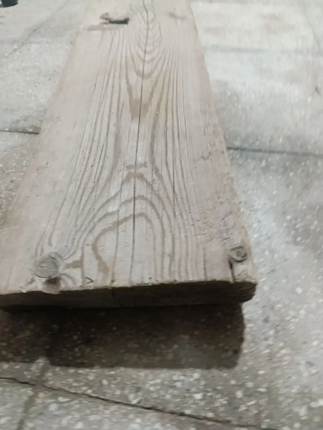 نردبان چوبی و تخته بنایی|مصالح و تجهیزات ساختمان|کاشان, فاز ۲ ناجی آباد|دیوار