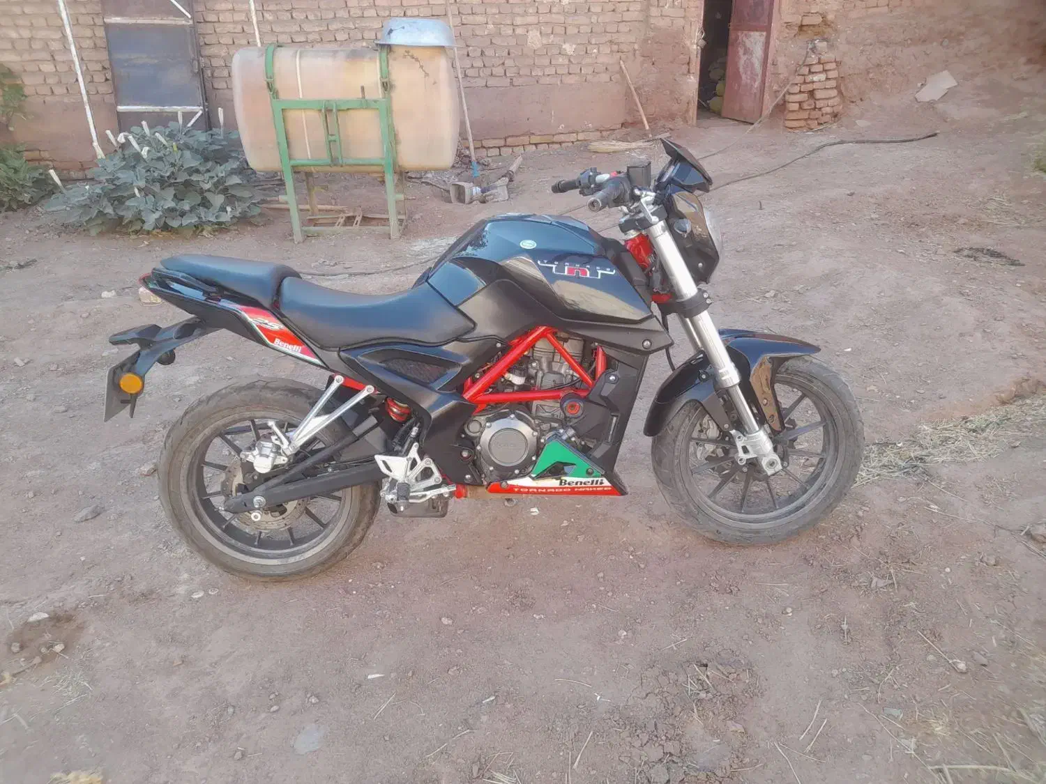 بنلی 250|موتورسیکلت|سبزوار, هویزه|دیوار