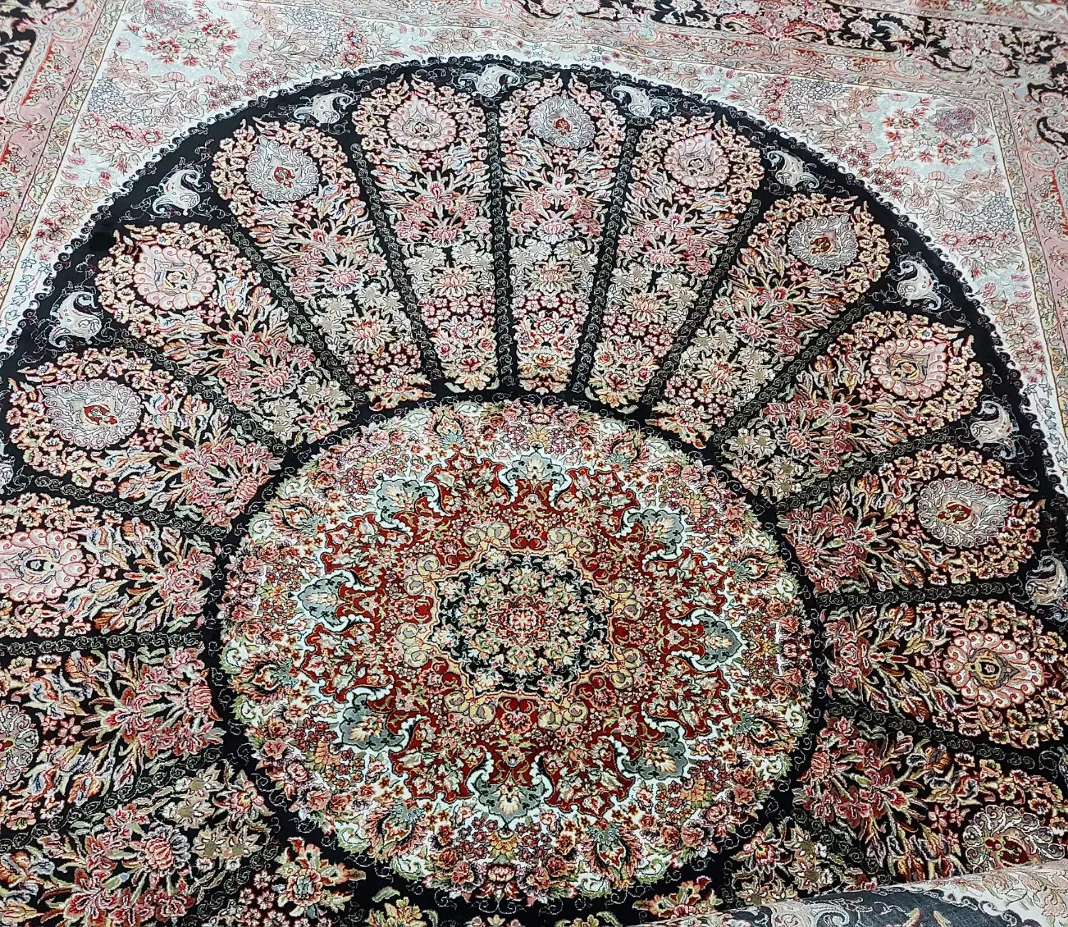 فرش ۹ متری|فرش|رشت, آزادگان|دیوار