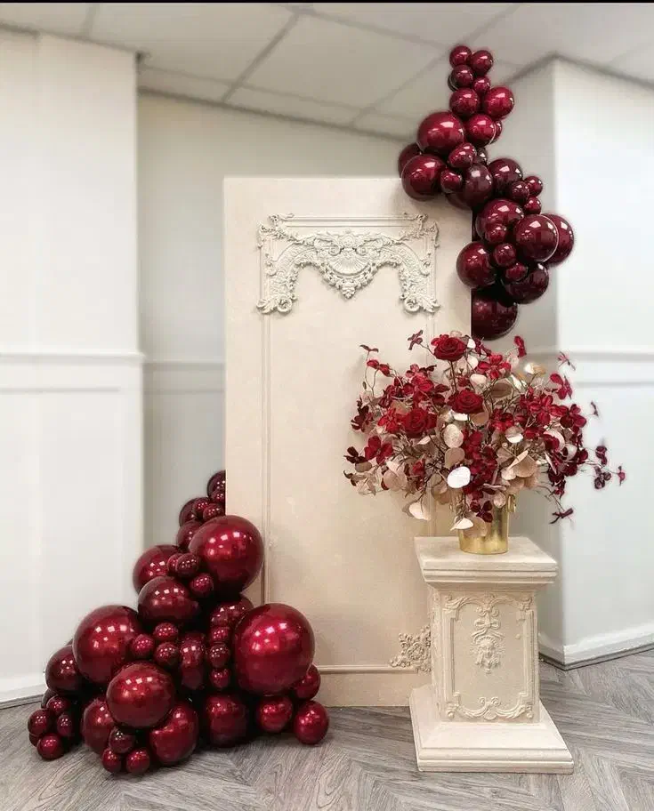 دیزاین یلدایی با گل ارایی و بادکنک آرایی|خدمات پذیرایی، مراسم|مشهد, جاهد شهر|دیوار