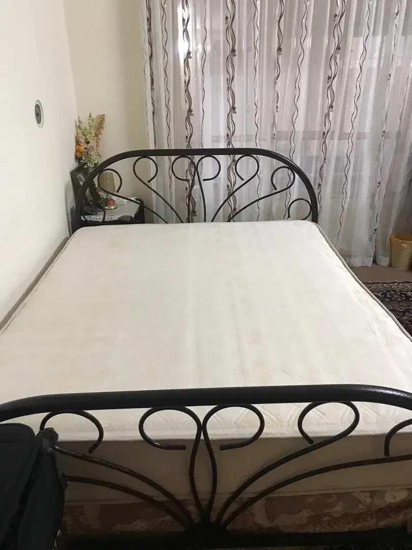 تخت خواب ۲ نفر با تشک رویال|تخت و سرویس خواب|قوچان, |دیوار