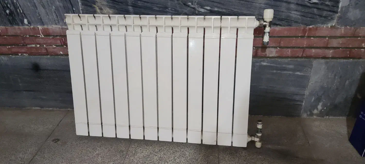 رادیاتور (شوفاژ)|آبگرمکن، پکیج، شوفاژ|شاهینشهر, خانه کارگر|دیوار