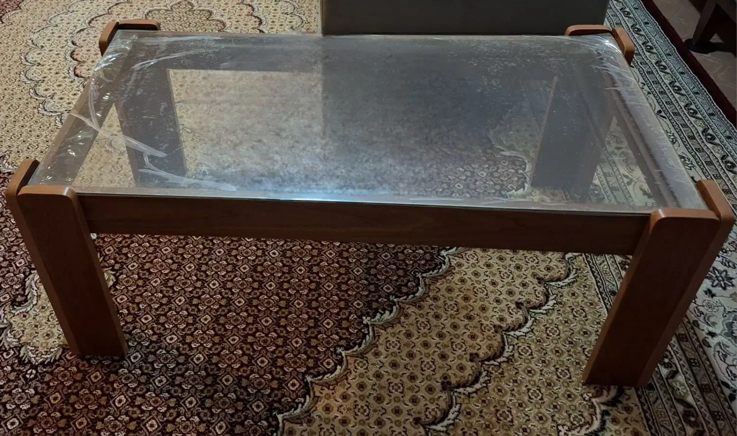 میز جلومبلی|مبلمان خانگی و میز عسلی|شازند, |دیوار