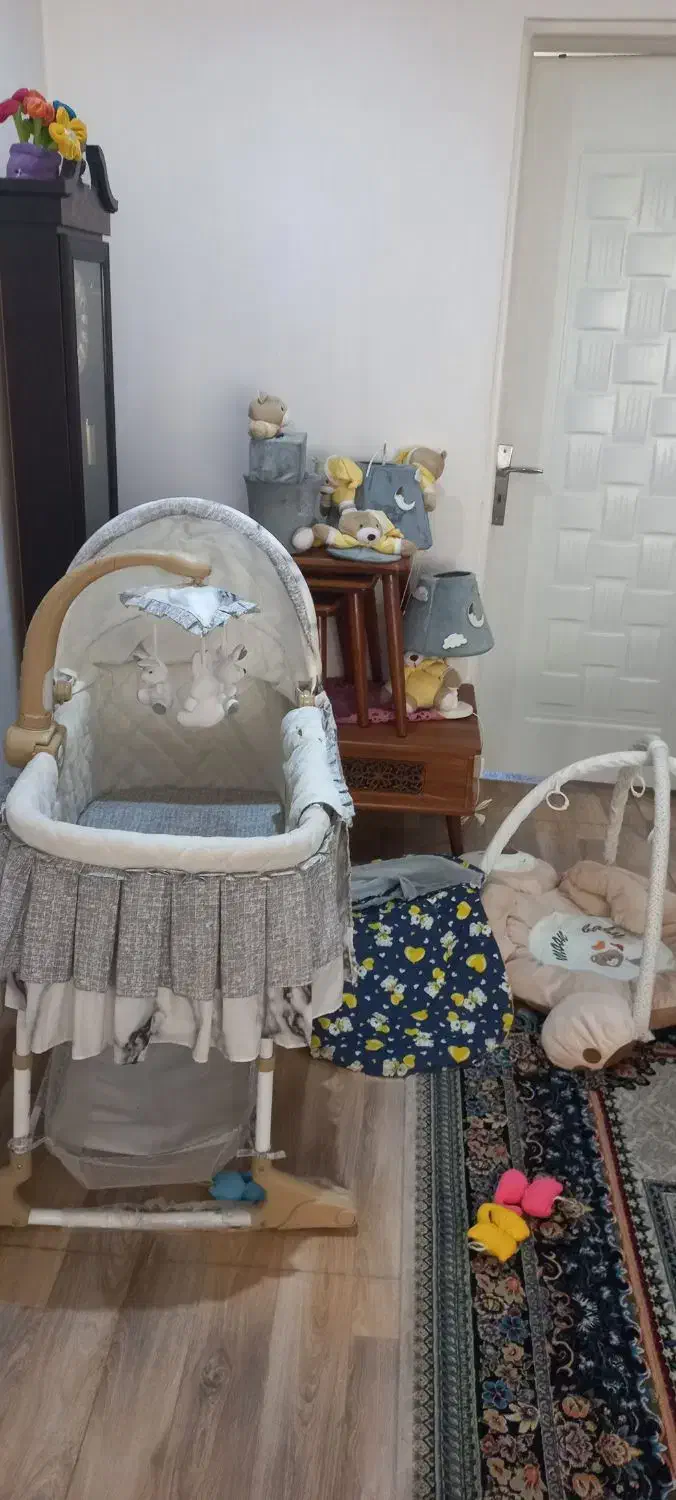 وسایل بچه|اسباب و اثاث بچه|کوچصفهان, |دیوار