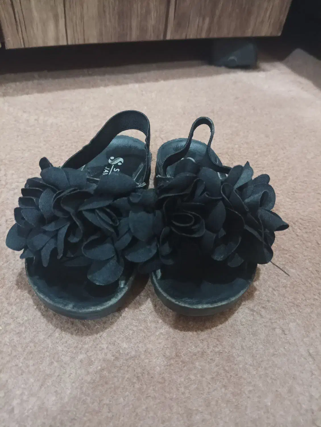 کفش دخترانه|کفش و لباس بچه|خمینی‌شهر, |دیوار