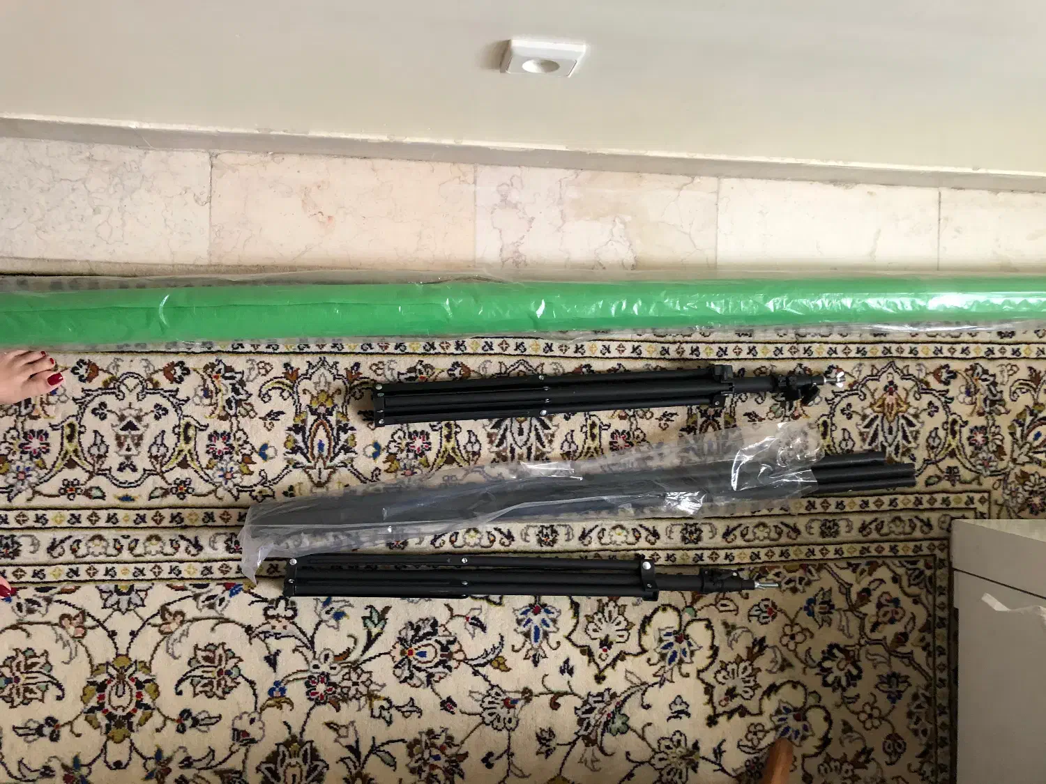 سبز ۵ متری + پایه محکم (کاملاً نو در بسته‌بندی)|دوربین عکاسی و فیلم‌برداری|تهران, قنات‌کوثر|دیوار