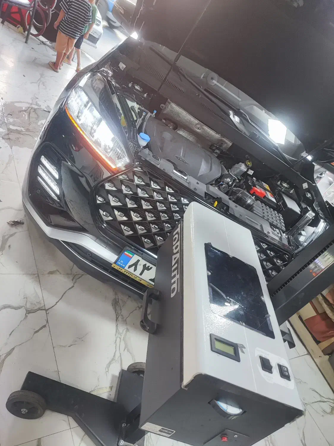 تنظیم چراغ با دستگاه تمام لیزری هدلایت|خدمات موتور و ماشین|خرمآباد, |دیوار