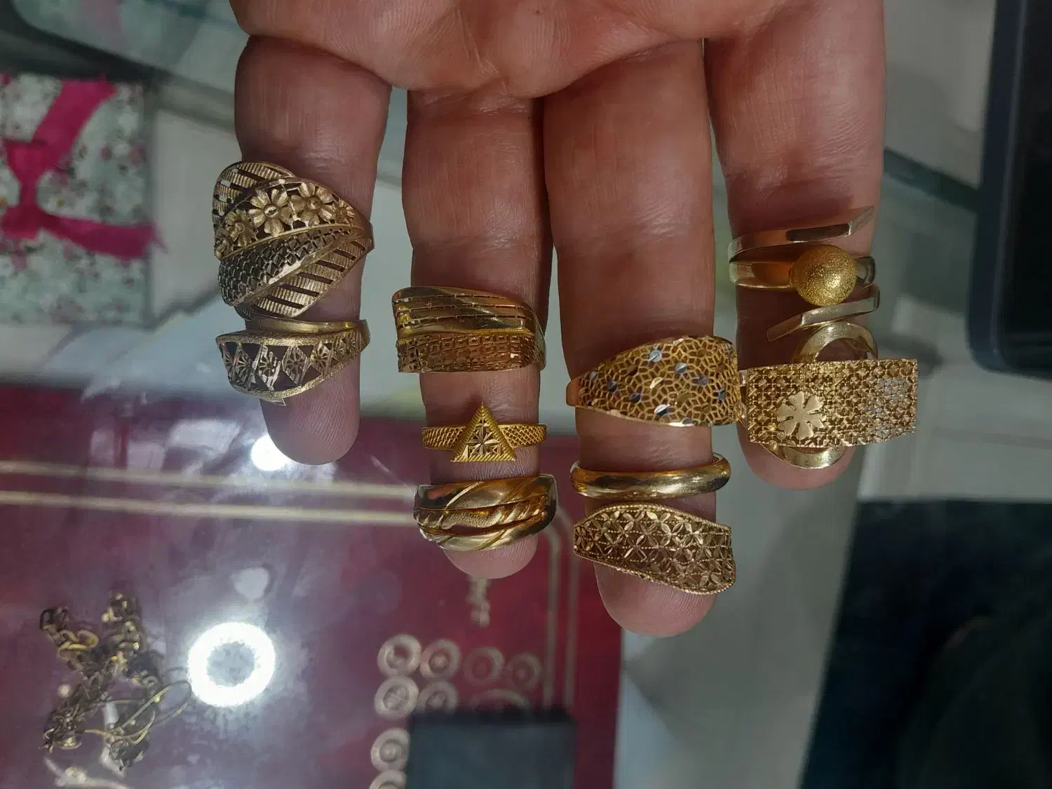 انگشتر و گوشواره و پلاک ردوندو اجرت و مالیات|جواهرات|اسلام‌‌آباد غرب, |دیوار