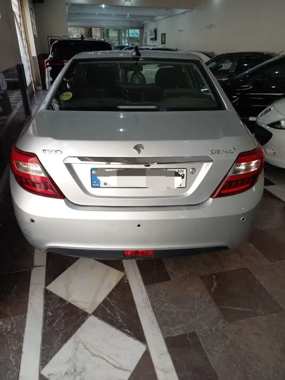 دنا پلاس.مدل۹۸.دنده ایی|خودرو سواری و وانت|اصفهان, خلجا|دیوار