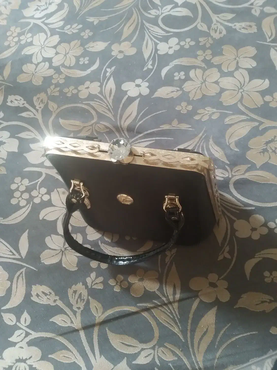 کیف مجلسی|کیف، کفش، کمربند|شیراز, گلشن|دیوار