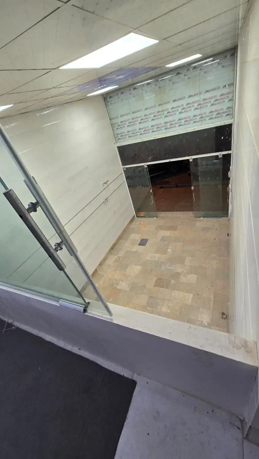 فروش منزل ۳طبقه با مغازه کشمیری ۴۴ موسوی ۷ مهرگان|فروش خانه و ویلا|مشهد, شهید علی محمدی|دیوار