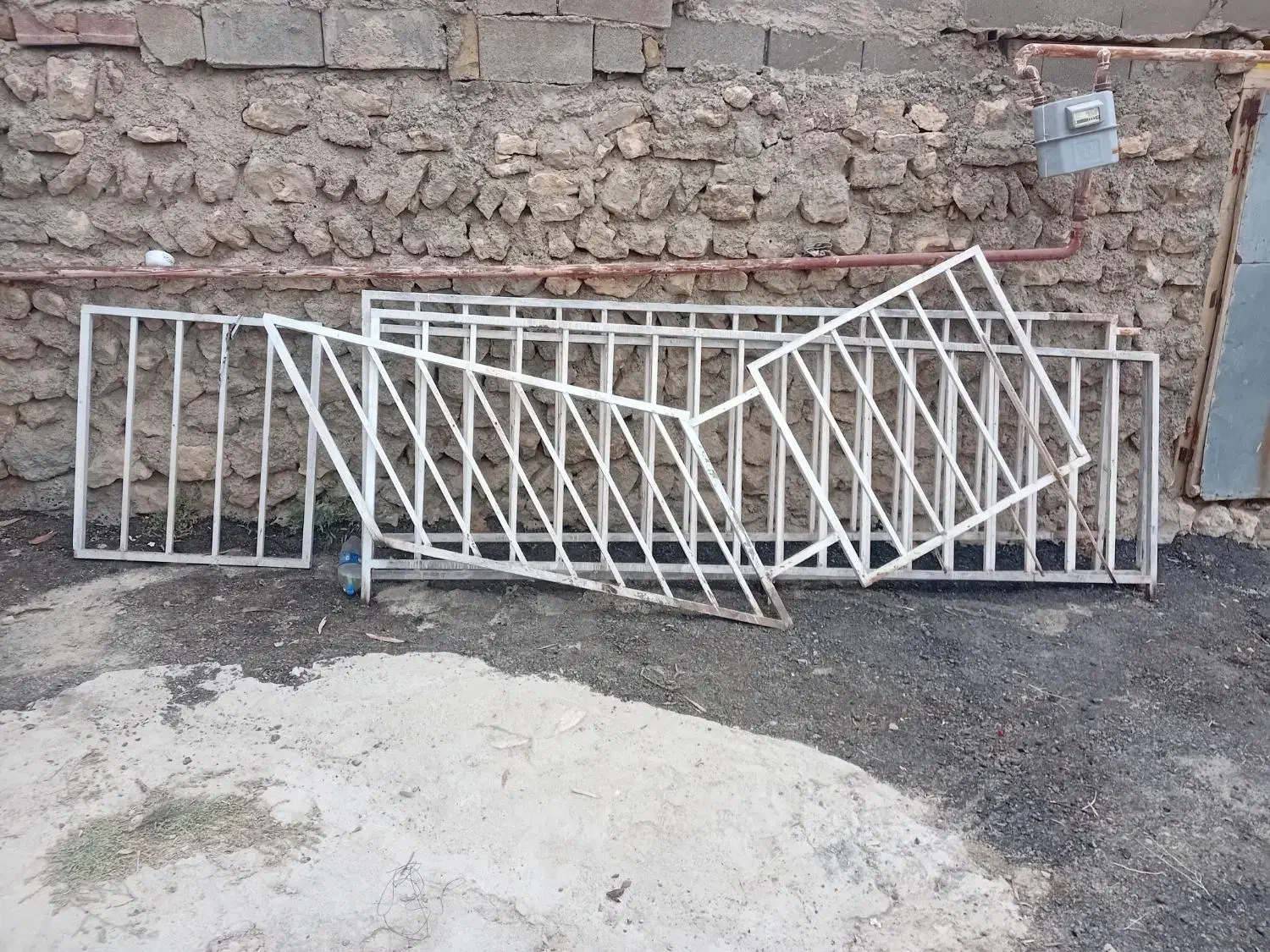 نرده آهنی ب متراژ ۱۲ متر|مصالح و تجهیزات ساختمان|چاپشلو, |دیوار