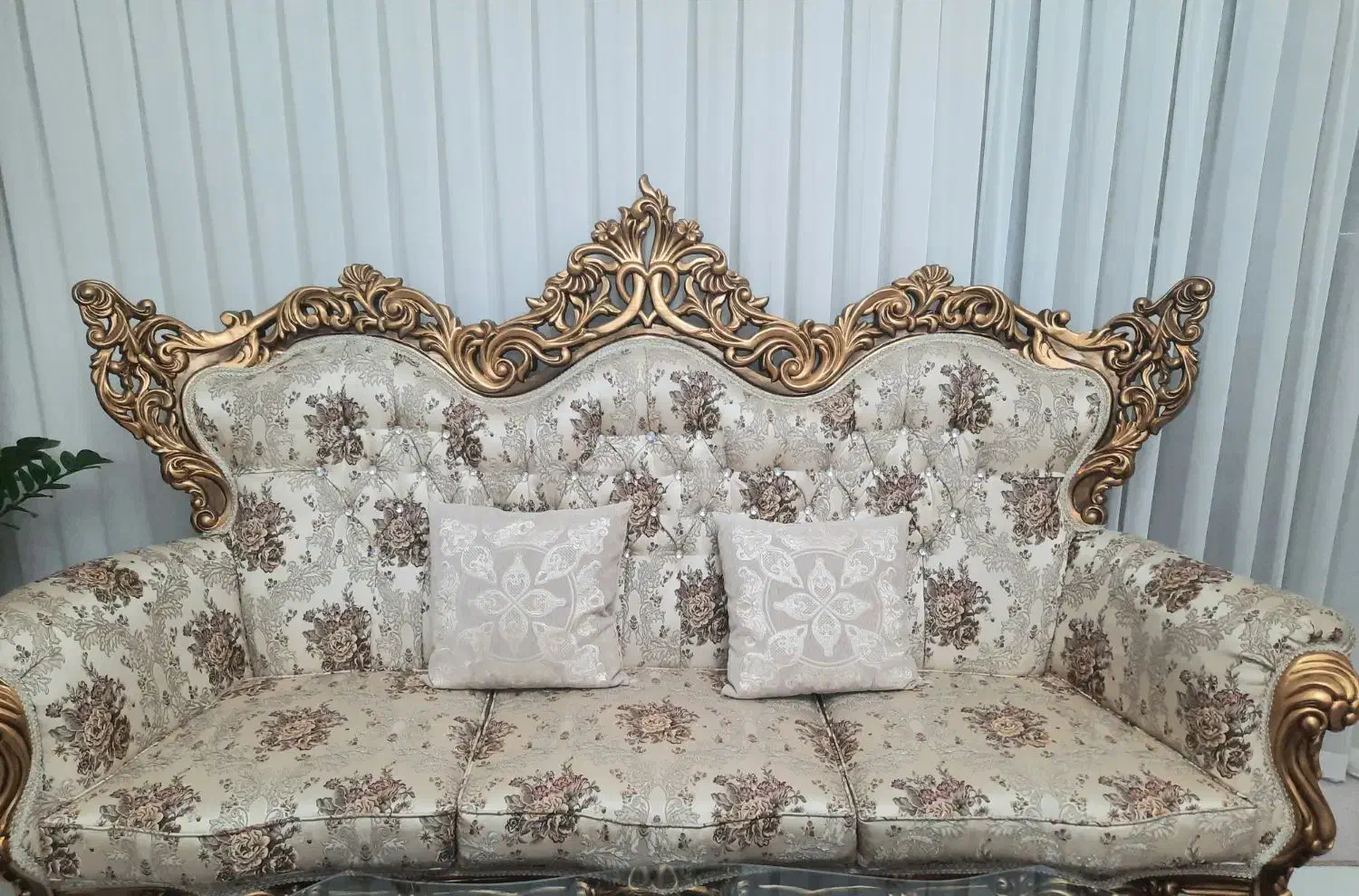 مبلمان ۹ نفره کاملا چوبی|مبلمان خانگی و میز عسلی|اهر, |دیوار