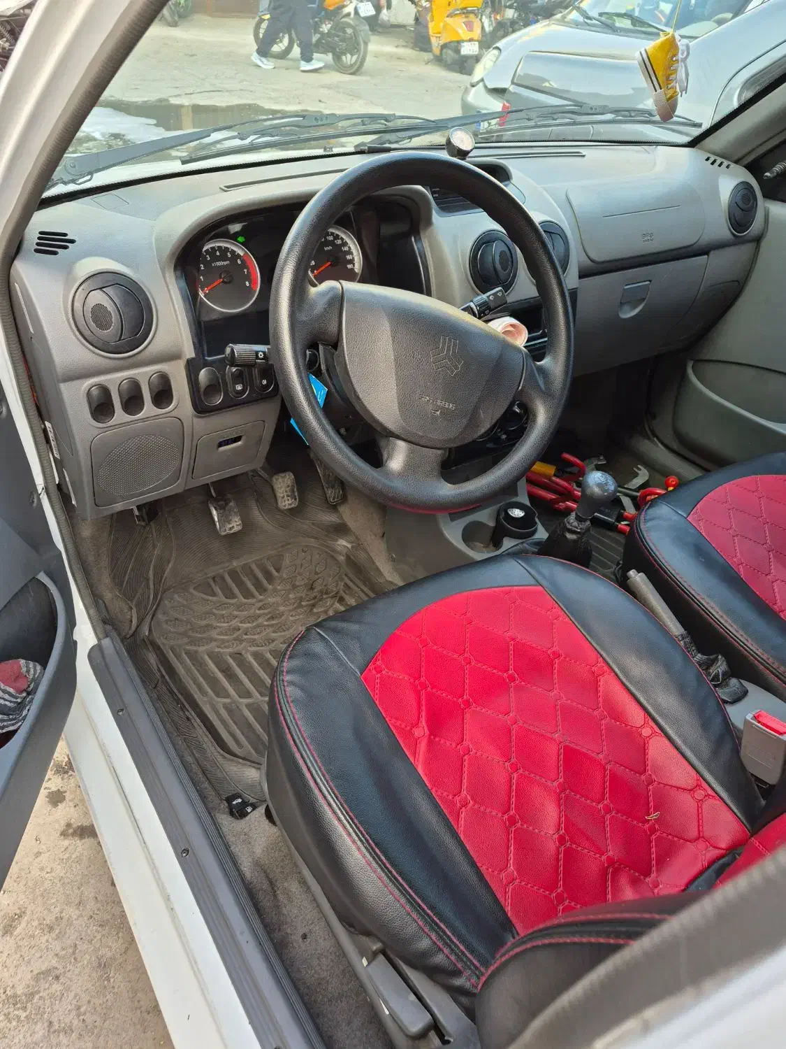 پراید ۱۳۱ تک برگ سند کم کار واقعی ۹۶|خودرو سواری و وانت|تهران, امیریه|دیوار