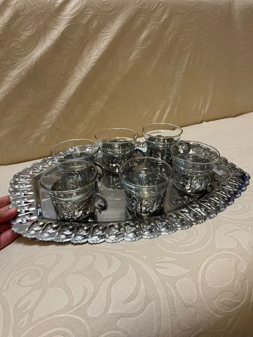 سرویس فنجان و سینی|ظروف سرو و پذیرایی|اصفهان, خواجو|دیوار