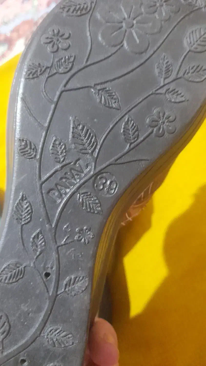 کفش سایز ۳۹ و ۴۰|کیف، کفش، کمربند|خرم‌آباد, |دیوار