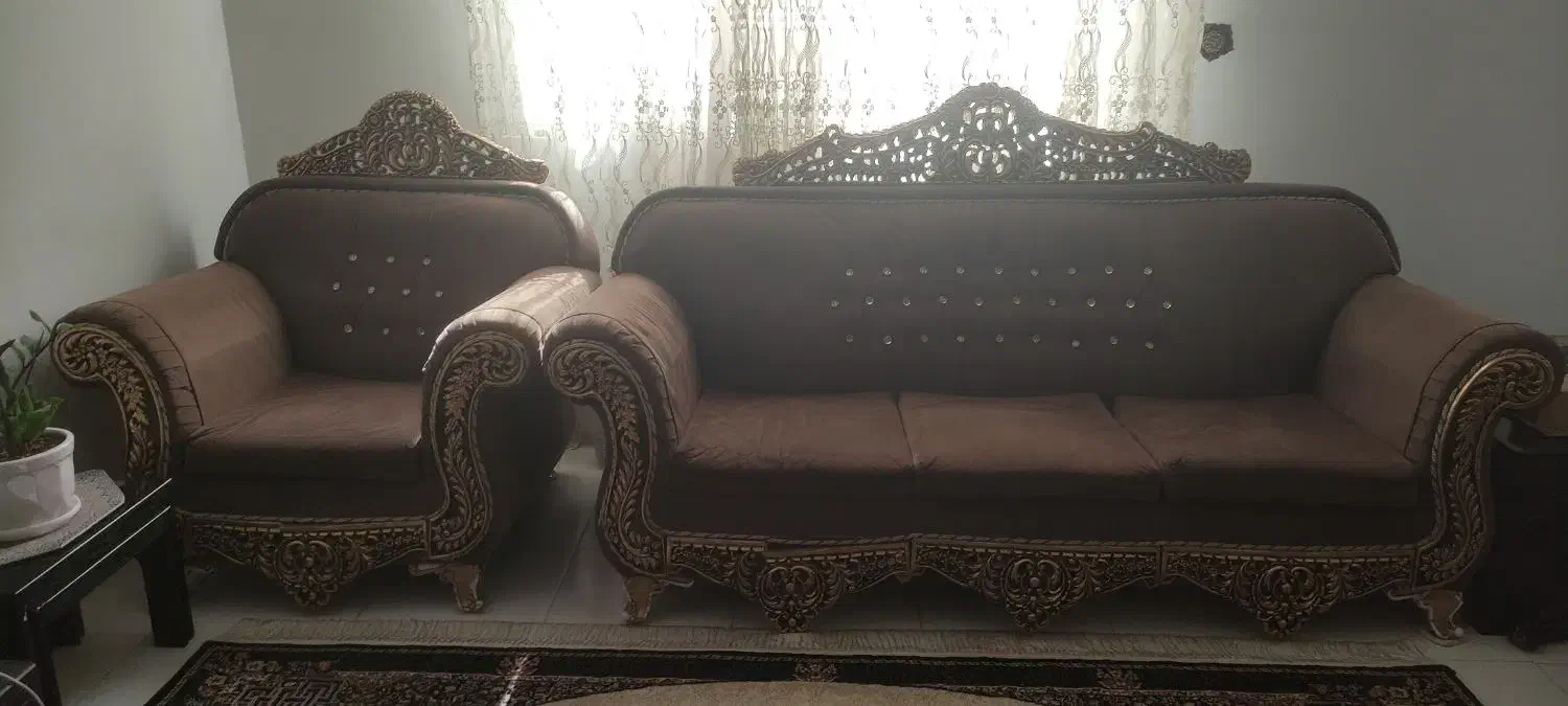 مبل|مبلمان خانگی و میز عسلی|صدرا-فارس, فاز ۱|دیوار