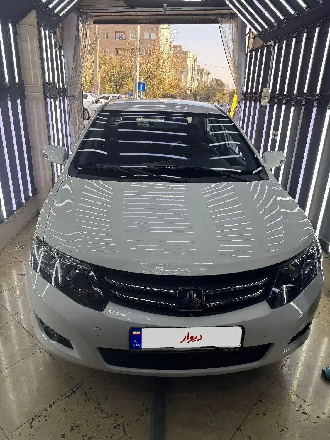 اریو ۱۶۰۰ اتوماتیک|خودرو سواری و وانت|تهران, طرشت|دیوار