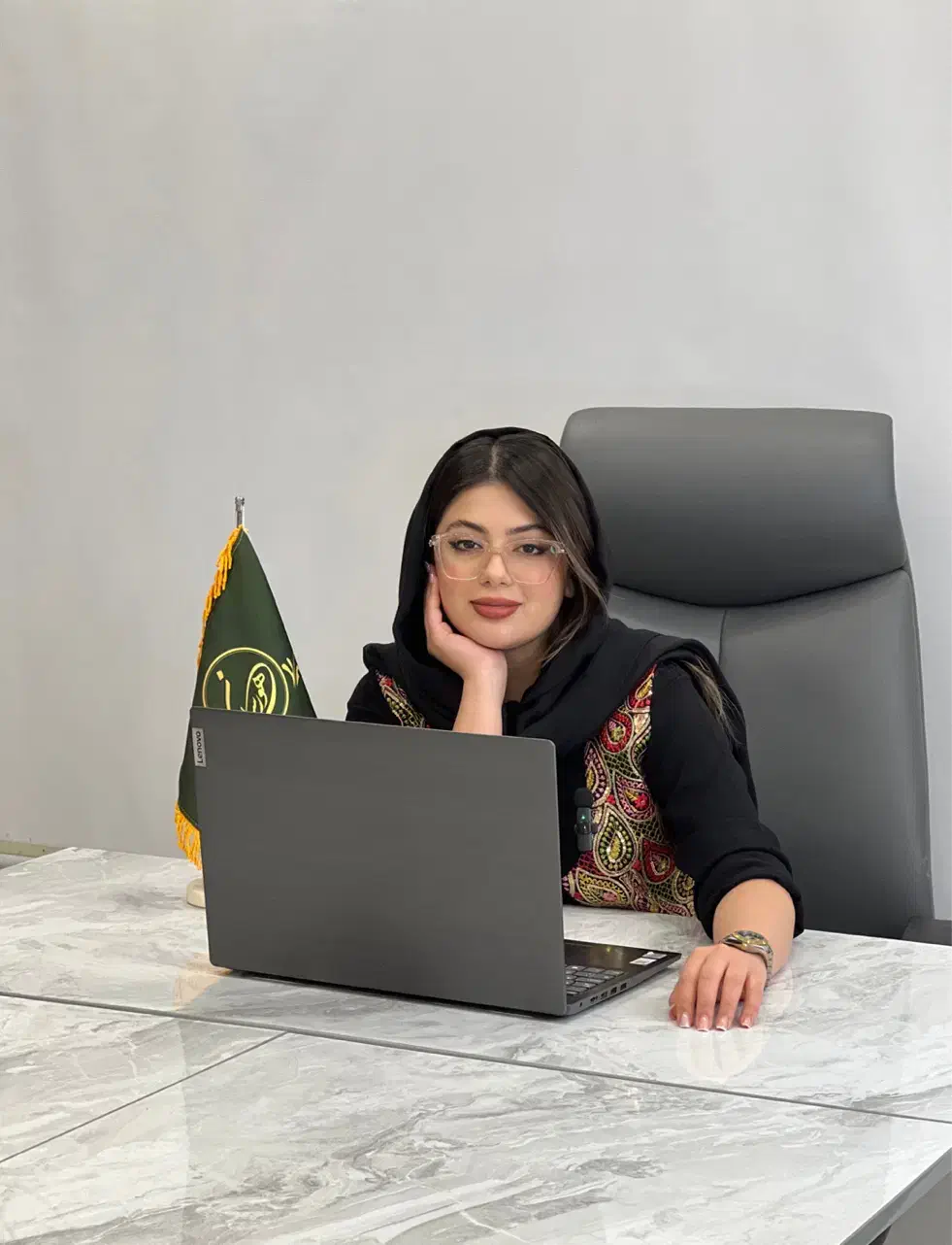 آموزش تخصصی و اقتصادی لیفت مژه و ابرو|خدمات آموزشی|یزد, |دیوار
