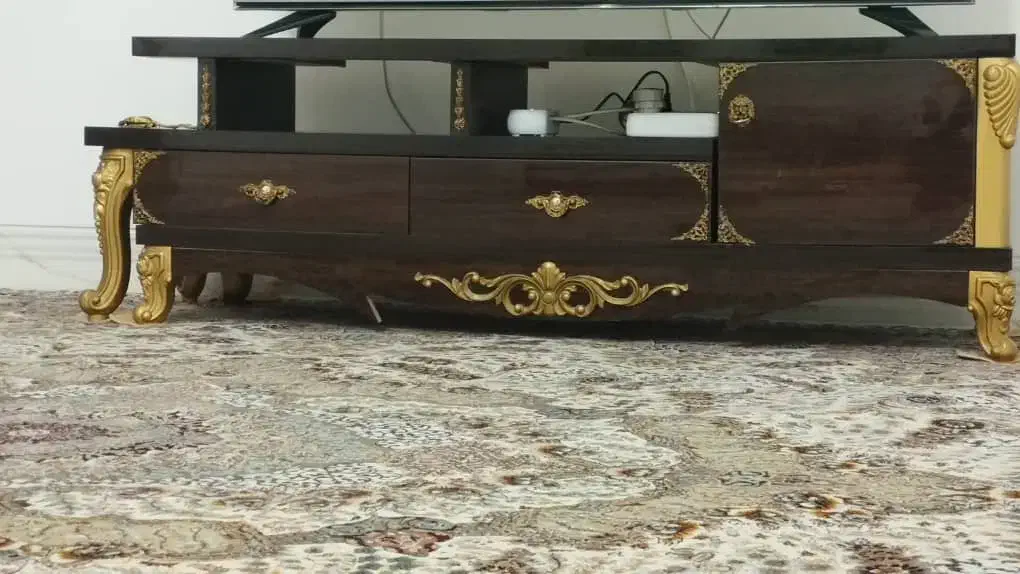 مبل و میز ال ای دی و میز نهار خوری|مبلمان خانگی و میز عسلی|سیدان, |دیوار