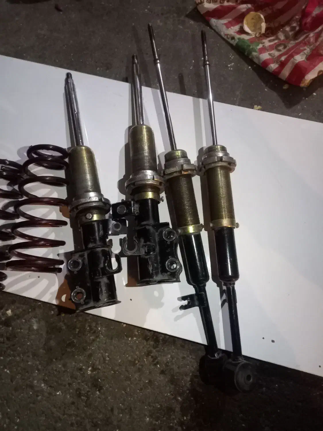 کمک فنر ریگلاژی سالم صحیح تیبا و تیبا 2 و کوییک|قطعات یدکی و لوازم جانبی|پاکدشت, حصار امیر|دیوار