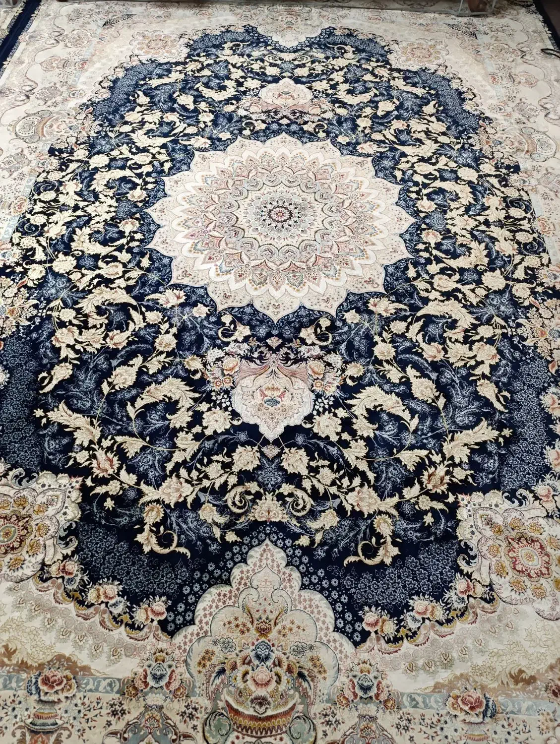 فرش ۹ متری قالی سلیمان ۱۲۰۰ شانه دستباف نما|فرش|قم, پردیسان|دیوار