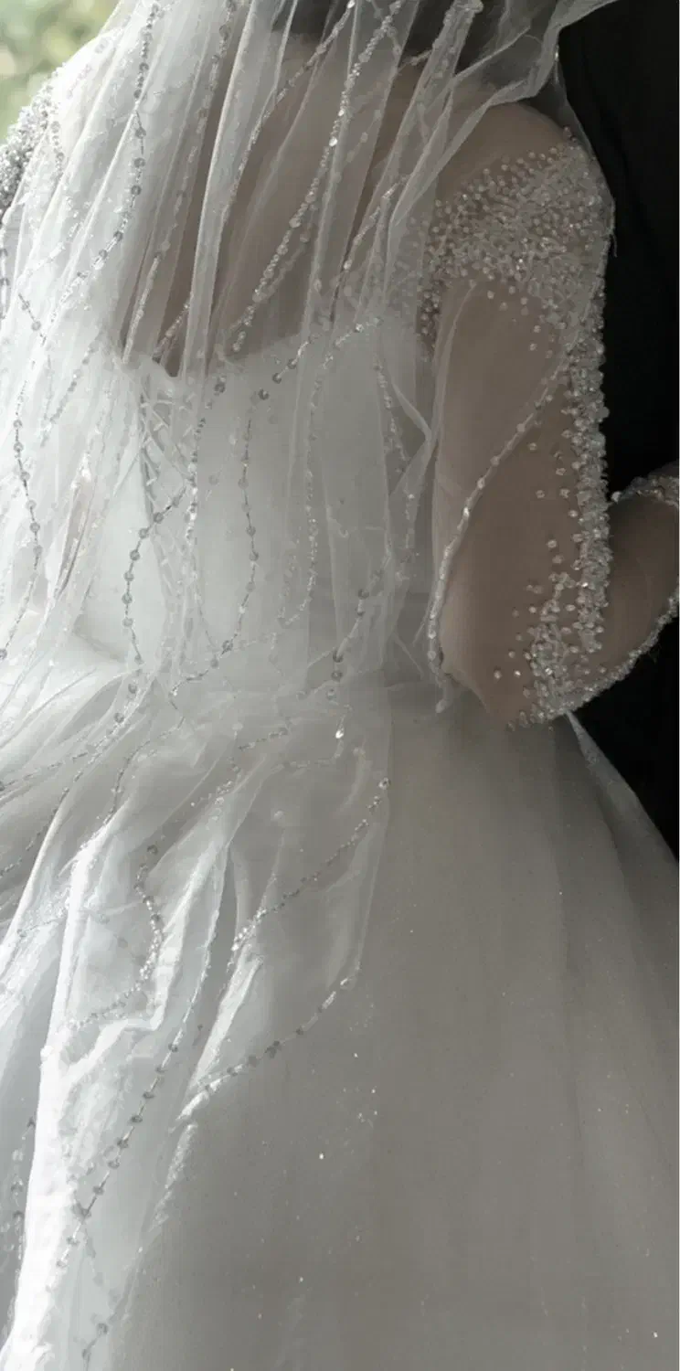 لباس عروس جواهر دوزی|لباس|رودهن, |دیوار