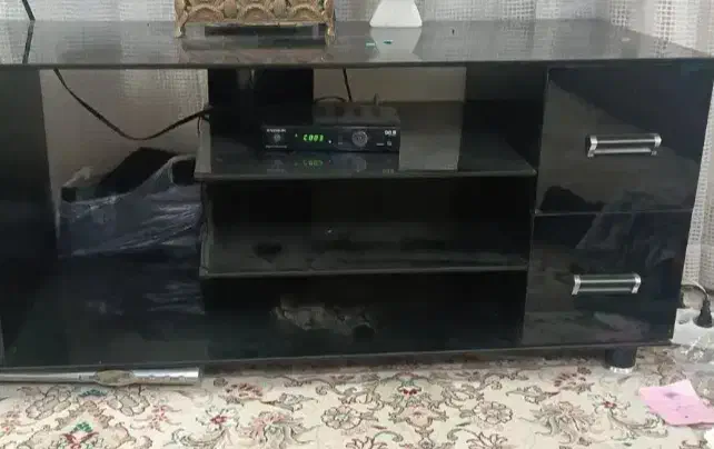 میز تلویزیونی شیشه ای|میز تلویزیون|مشهد, سرافرازان|دیوار